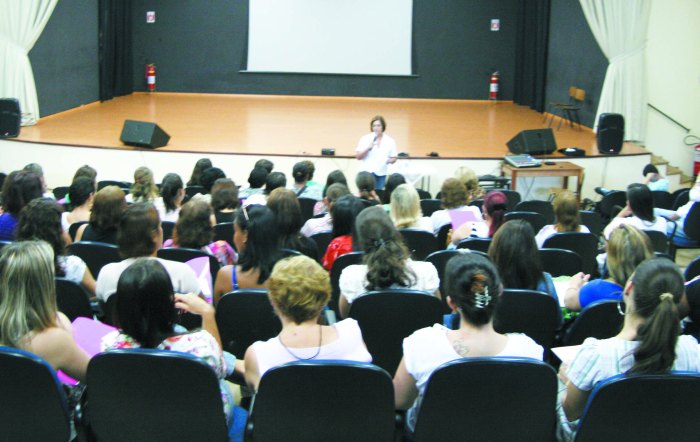 educa_treina_prof_creches